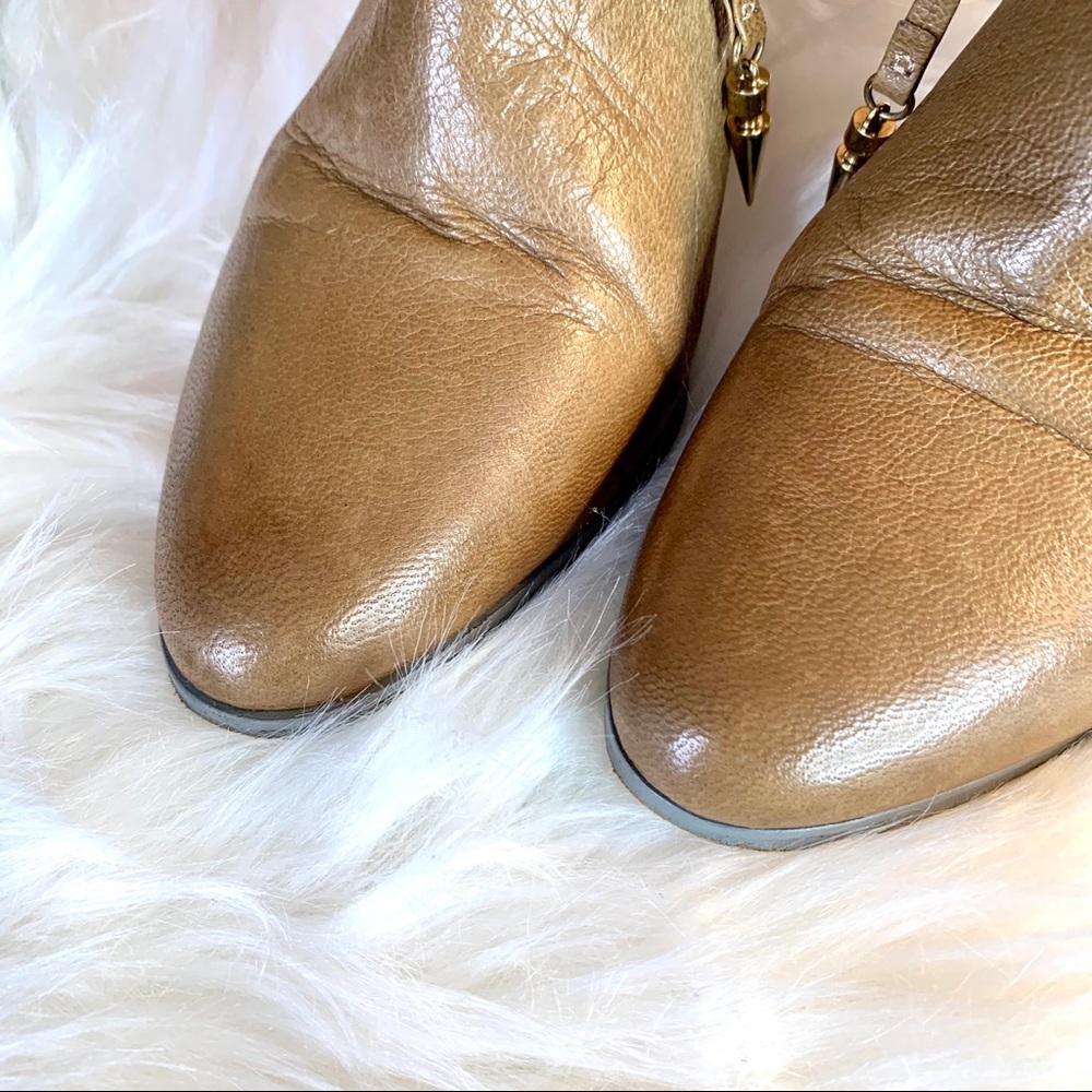 REBECCA MINKOFF Quiet Luxury Cocoa Leather Keyhole Opening Ankle Boots, 7 - Picture 10 of 15